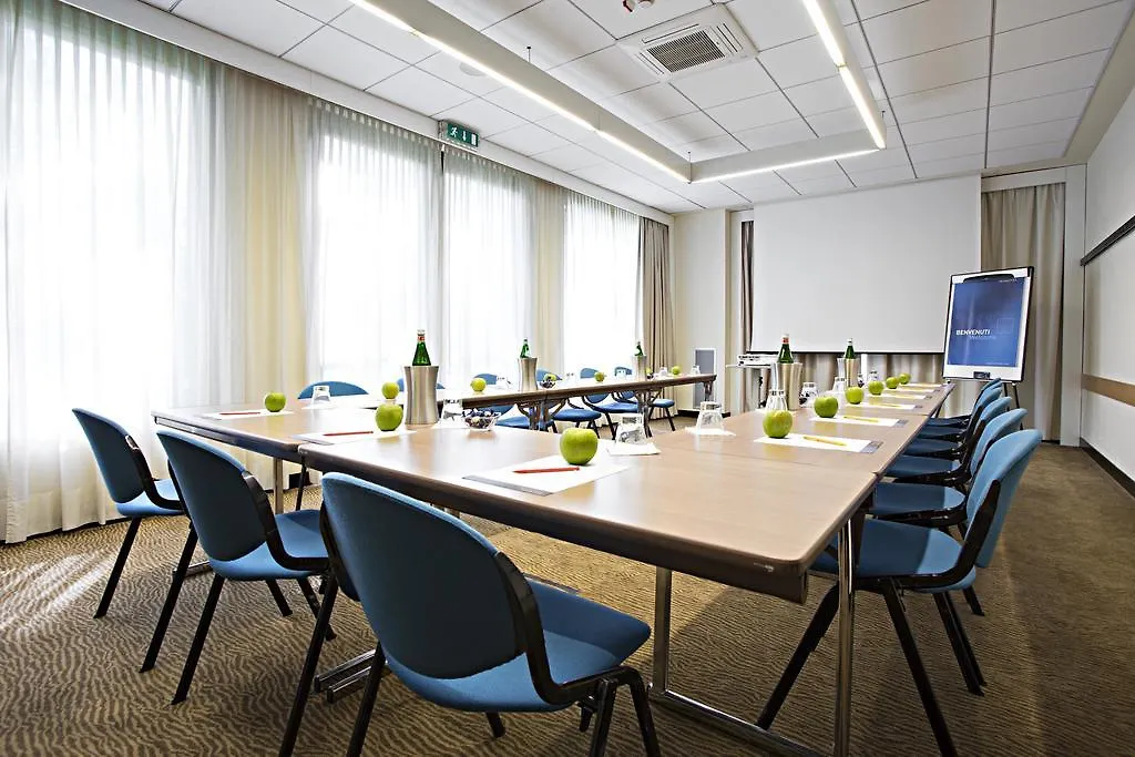 **** Hotel Novotel Milano Nord Ca' Granda Italy